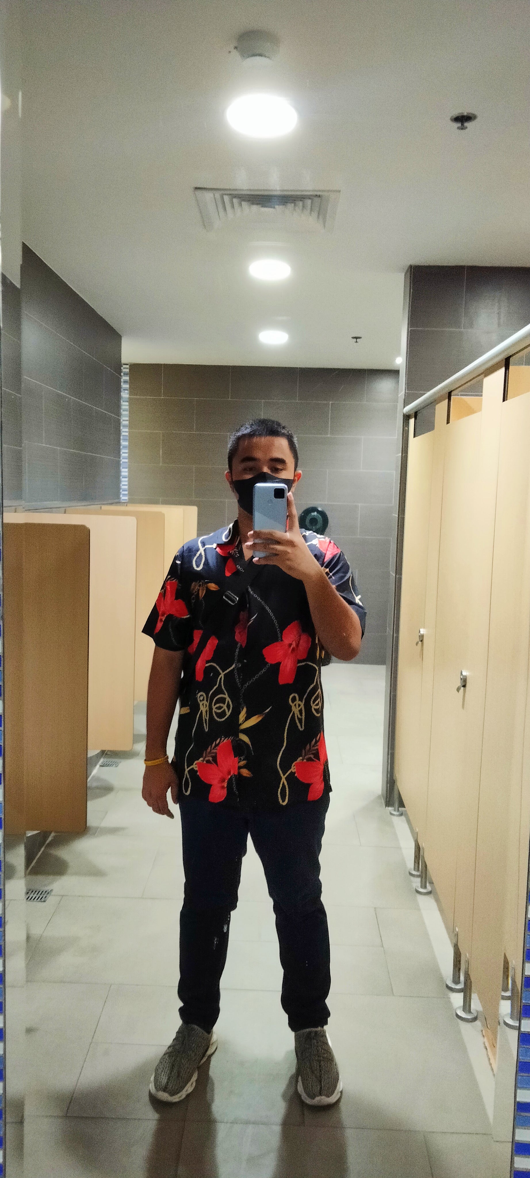 Victorino Polo - Floral Print - Rayon Fabric - Relaxed Fit