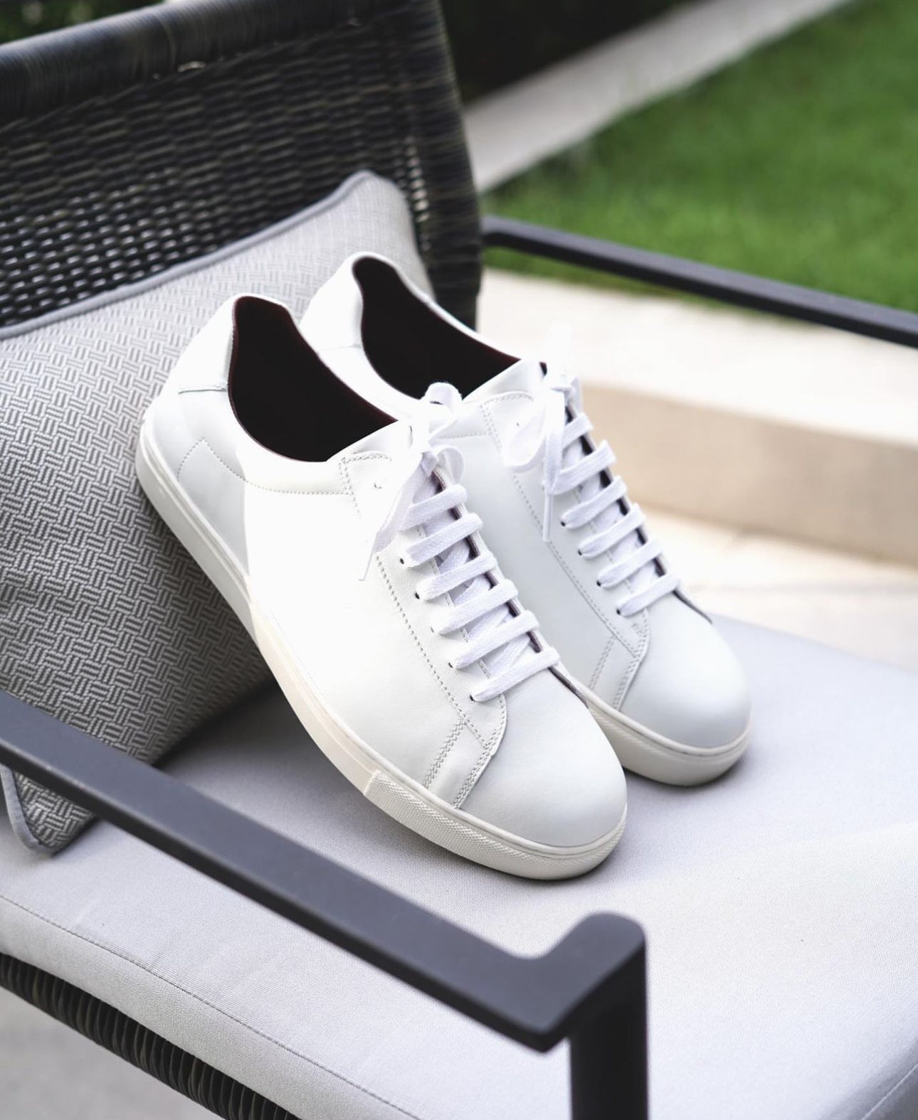 Jose Classic White Sneakers